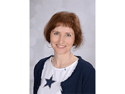 Frau Birgit Binder, Pedagoge an der MS-Trofaiach, Ausbildungszweit IT,